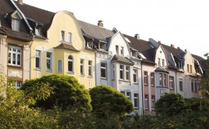 Altbauten-Häuserzeile im Jugendstil im Krefelder Südbezirk (Foto: Bürgerverein Krefeld Süd)