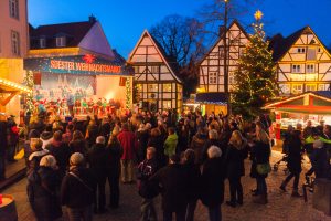 Soester Weihnachtsmarkt Bühne 2014 (Foto: © Gero Sliwa)